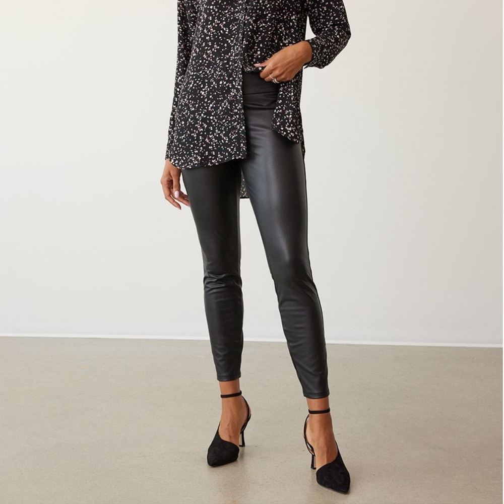 Reitmans Black Faux Leather Leggings